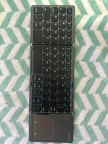 Foldable Bluetooth Wireless Keyboard with Built-in Touchpad (Jelly Comb)