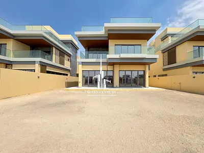 7BR Luxury Villa | Direct Lagoon | Single Row