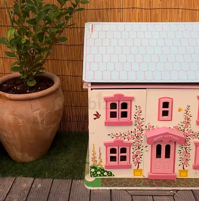 FREE Wooden Rose Cottage Dollhouse - Pink & White