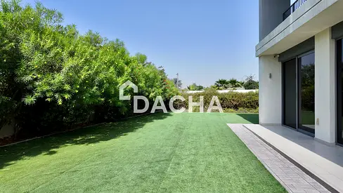 LARGE PLOT | LANDSCAPED | CORNER PLOT