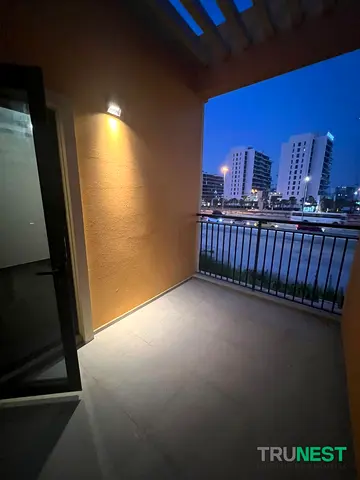 TOWN HOUSE 4-BEDROOM-Single Row | Ready To Move | Near to entrance
