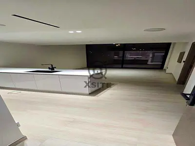 Elegant 1 BR |Unfurnished |Pool View