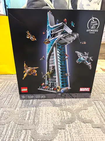 Lego Avengers Tower