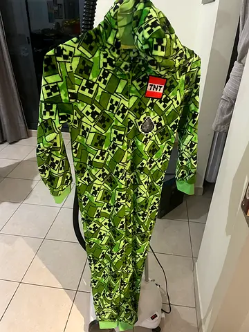 Official Minecraft Creeper TNT Green Fleece Onesie Pyjamas Age 10-11 Years (146cm)