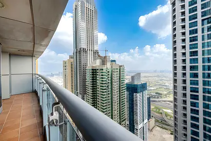 ABOVE 65 FlOOR | UNFURNISHED | AVAILABLE FROM SEPT