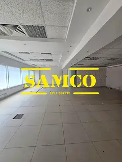 1200 SQFT OFFICE AVAILABLE IN SHEIKH ZAYED ROAD