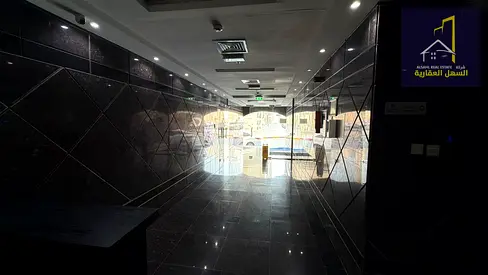 للبيع بناية موقع مميز خلف ميغا مول مباشره