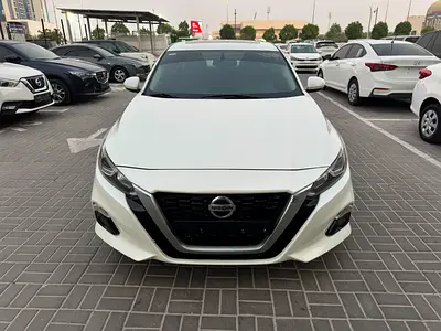 Nissan Altima 2021 SV GCC Specs in Excellent Condition