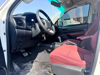 2022 Toyota HILUX 缩略图 10
