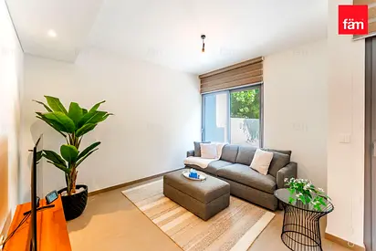 Single Row | Luxuriously Fully Furnished