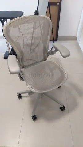 Latest Remastered V2 Herman Miller Aeron Mineral Chair Size B Fully Adjustable