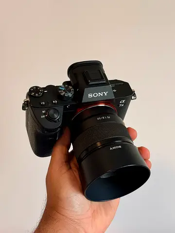 SONY A7M3 BODY & SONY 50MM f1.8 LENS