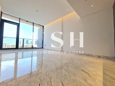 Amazing| Vacant Soon | pool view