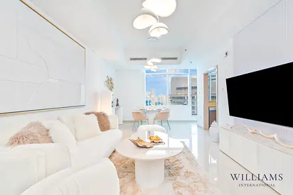 EXCLUSIVE | VACANT | HIGH FLOOR
