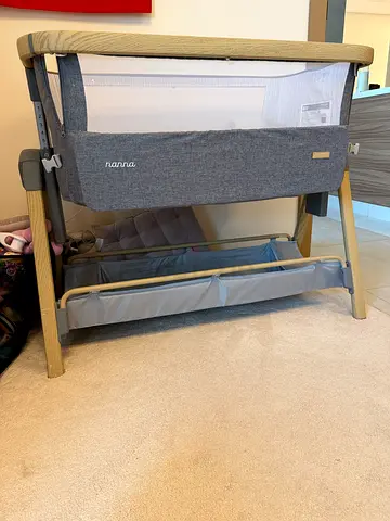 Next-to-me bedside bassinet / cradle in good used condition