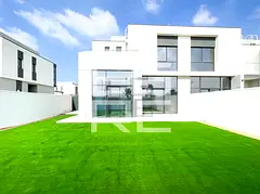 Luxury 4BR+M | Corner Unit | Next to Park