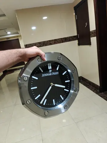 Wall clock AP