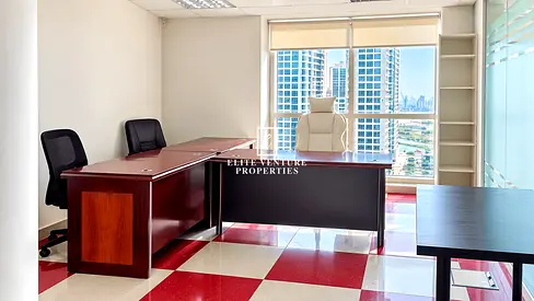CORNER UNIT | STUNNING LAKE VIEW | HIGH FLOOR