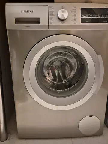 Siemens iQ500 9kg Front Load Washing Machine (Model WM14T48XGC)