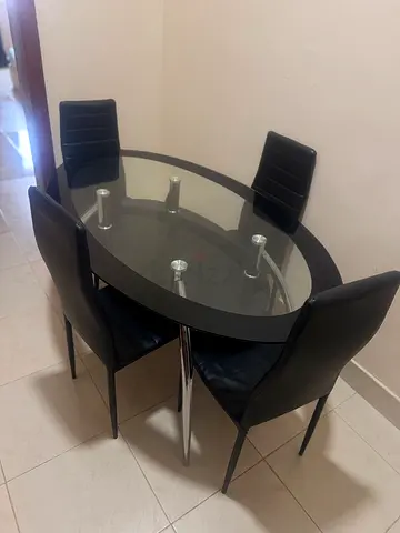 Dining table with 4 chairs for sale