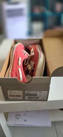 Lacoste Pink canvas boat shoes – lightly used