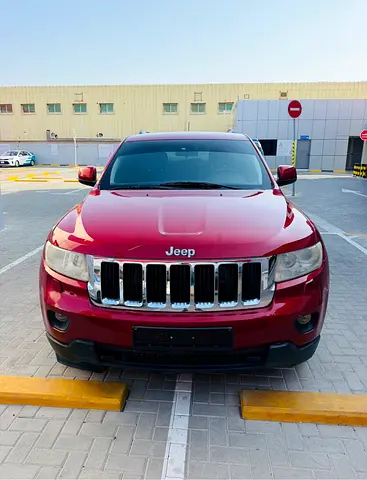 Jeep Grand Cherokee Laredo 2011 GCC Specs