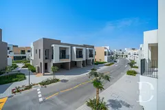 Corner| Single Row | Close To Wadi Park