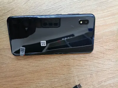 Used black Samsung A10 smartphone - good working condition Just 150 aed
