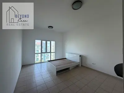 Near metro | Unfurnished | Vacant