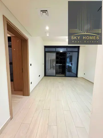 CHILLER FREE 1BHK APARTMENT WITH KITCHEN APPLIANCES AVAILABLE RENT 69k WITH FLEXIBLE CHEQUES