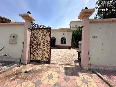 SPACIOUS THREE MASTER BEDROOMS IN A PRIME LOCATION CLOSE TO ALL AMENITIES
