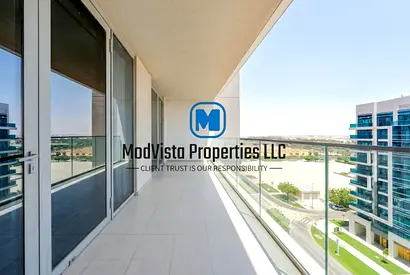 ELEGANT HOME • HUGE BALCONY • HIGH FLOOR