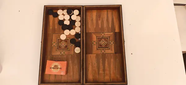 Traditional Wooden Backgammon Set – For Sale