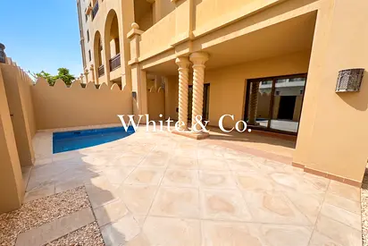 Unfurnished | Vacant in November | Beach