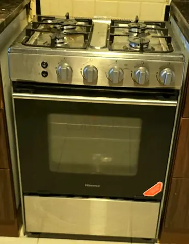 Hisense 60cm Freestanding Gas Cooker (70L, Cast-Iron Supports) – Under 2 Years Old