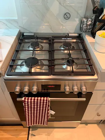 Bosch Top gas electric oven cooker
