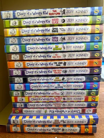 Diary of a Wimpy Kid book set by Jeff Kinney - 16 paperback volumes