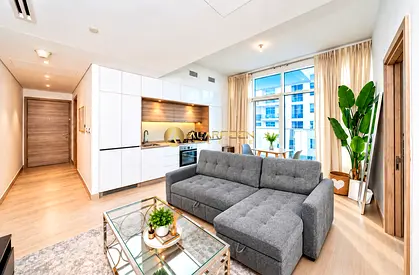 Fully Furnished l Close to Metro l Feshly Painted
