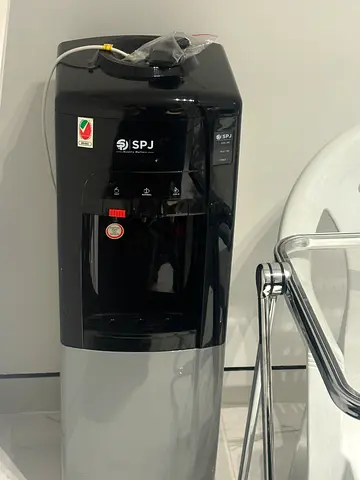 Water dispenser