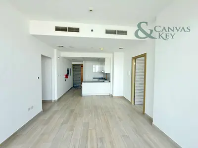 SPACIOUS | HIGH FLOOR | COMMUNITY VIEW