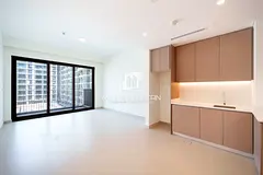 Brand New | Close Hills Mall | Prime Location