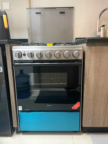 Midea 4-Burner Gas Cooker with Oven – 60×60 cm