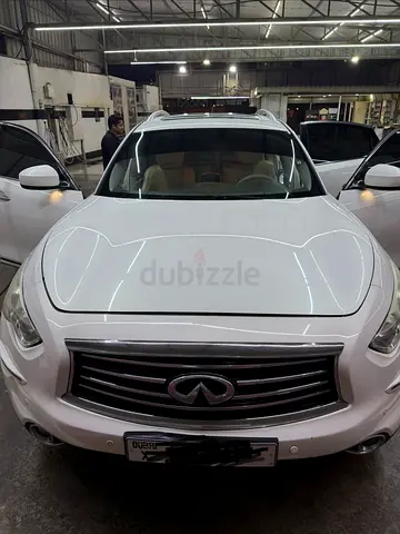 Infiniti QX70 Luxury 2016 GCC, No Accidents, Excellent Condition