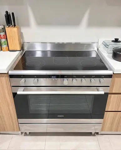 Siemens Freestanding Ceramic Cooker 90cm 5 Zones 112L Digital Display HK9K9V850M