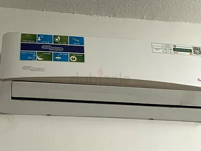 Used split wall-mounted air conditioner - working condition