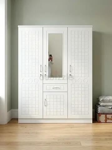 Brand new 3door cabinet White colour made in UAE