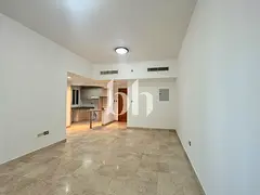 Chiller Free | Near Financilal Center Metro |