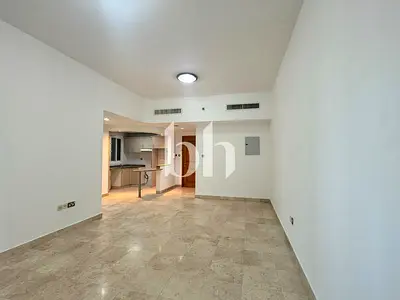 Chiller Free | Near Financilal Center Metro |