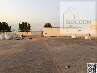 ساحة صناعية 107,450 قدم² | على شارعين | جاهزة للتشغيل – الصجعة، الشارقة