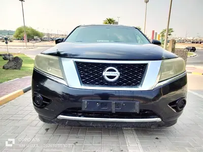 2015 Nissan Pathfinder LE GCC Specs